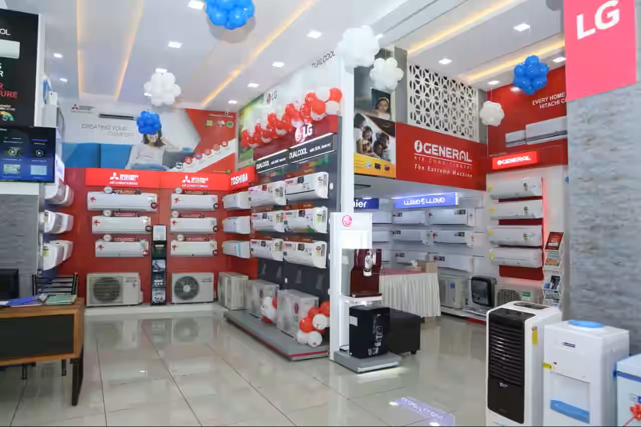 Multi-brand air conditioner showroom Ultra Cool Cherooty Road Kozhikode