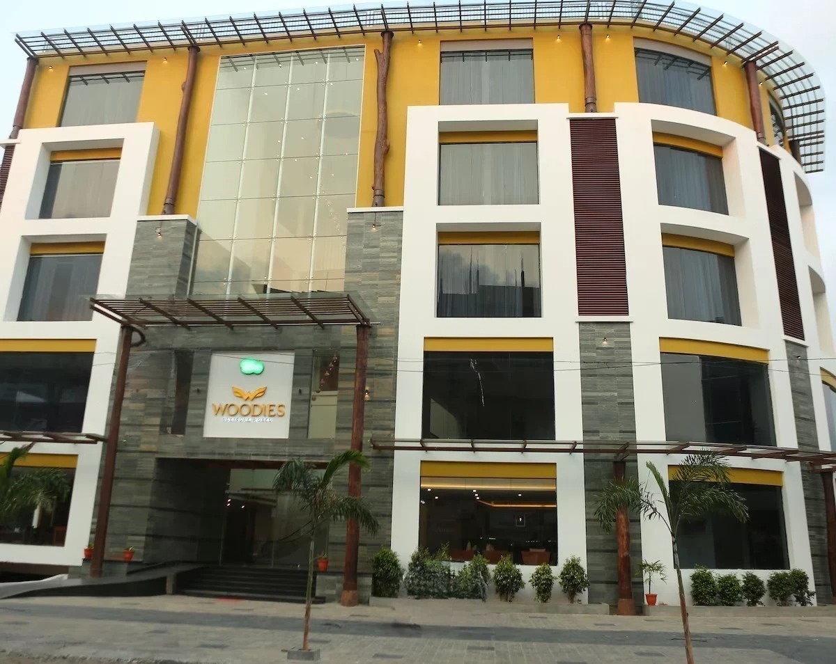 Woodies Bleisure Hotel Kozhikode by Hillwood Group