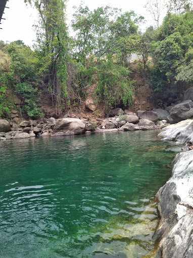 Aripara Falls Kozhikode tributary of Iruvanjippuzha