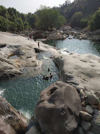 Aripara Falls Kozhikode Transpotation