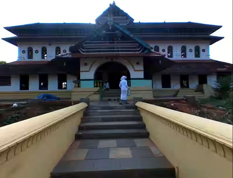 Granite pillars and wooden ceiling inside Nadapuram mosque
